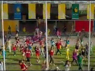 Novo Ano Começou - Clipe de High School Musical - O Desafio