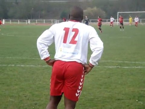 Football, Division honneur: Clermont bat Creil 2-0