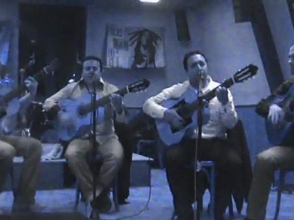 romenodji tatcho gitano yoyo69 ai !!!! olééé  viva la musica