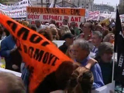 В Греции бастуют учителя и врачи