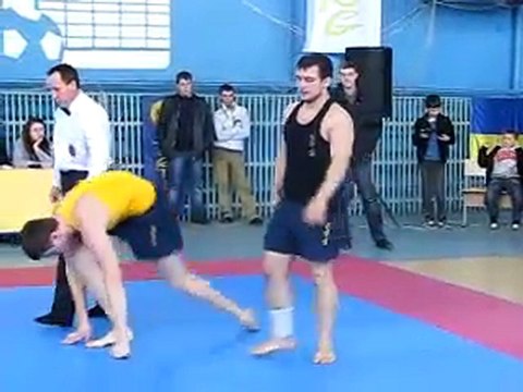 Емельянов Евгений победил Дмитрия из Киева, MMA, хортинг