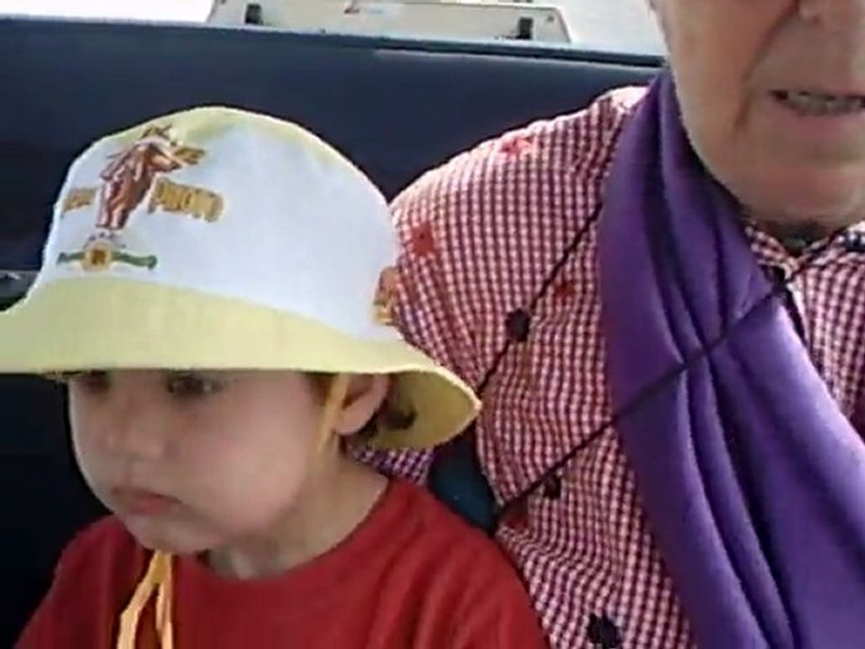 Raf et Gwen prennent le petit train de soulac le 15/07/2009