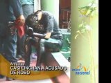 Policia de Arequipa rescata a sujeto que estuvo a punto de ser quemado por robo