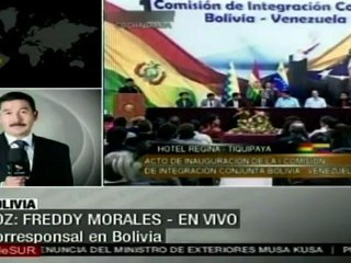 Video herunterladen: Movimientos populares bolivianos compartirán con Chávez