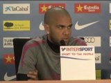 Alves ve dif?cil el choque contra el Villarreal