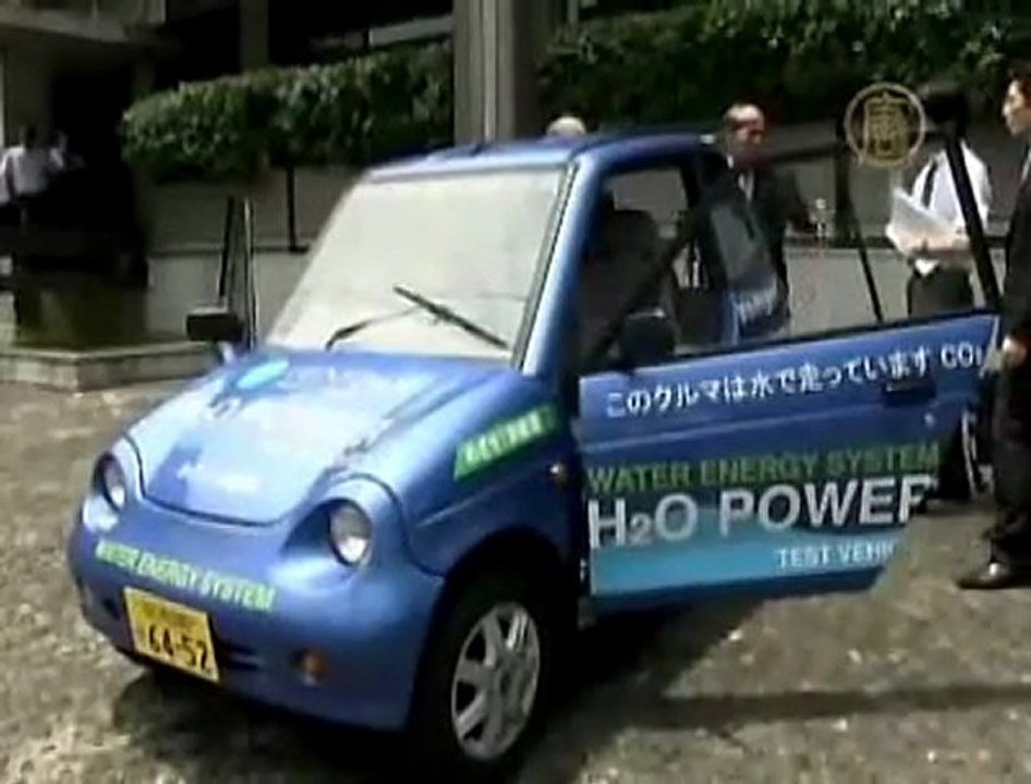 Voiture alimentee a  l'eau - Japanese company invents water fueled car
