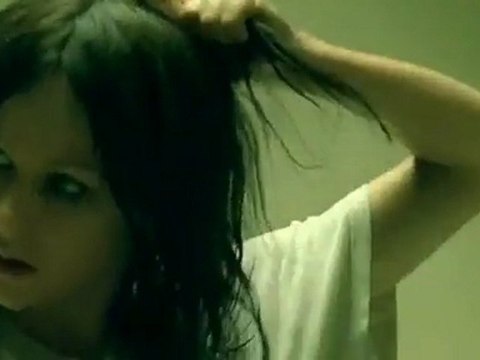 Avril Lavigne - Nobodys Home