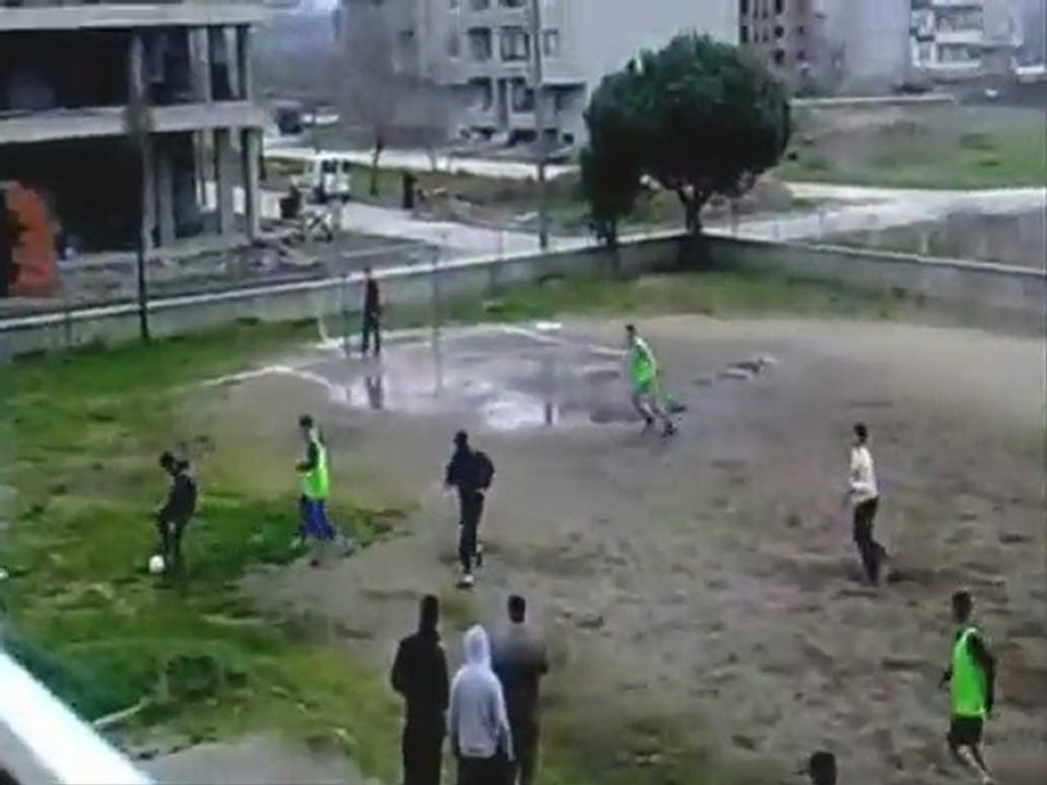 Ticaret Meslek Lisesi Futbol Turnuvası 9E-9K Maçı 2011 [HQ]