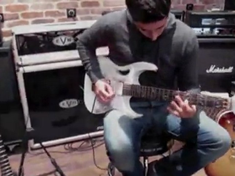 ESSAI VIP : Ibanez JEM7V signature Steve Vai