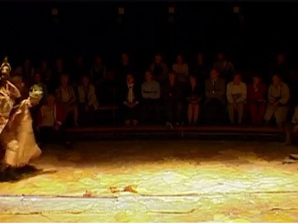 Une Antigone de Papier
