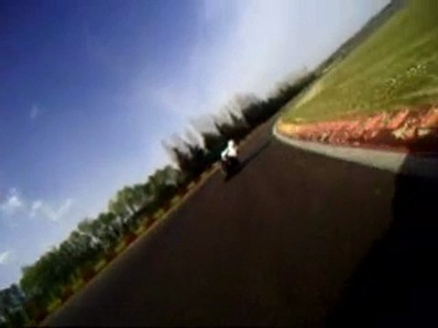 M16 Racing.fr - LOIC NOGARO 2011 - Box 23 Pirelli Day