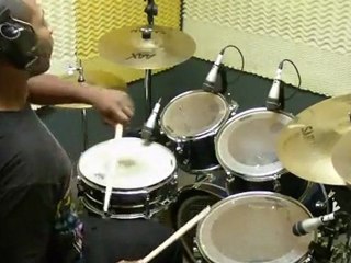 Willow Smith-21st Century Girl - (Kevin Figs Remix) (Drums:Kenneth"KB"Benson Jr)