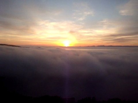 Brume sur les îles d'Hyères