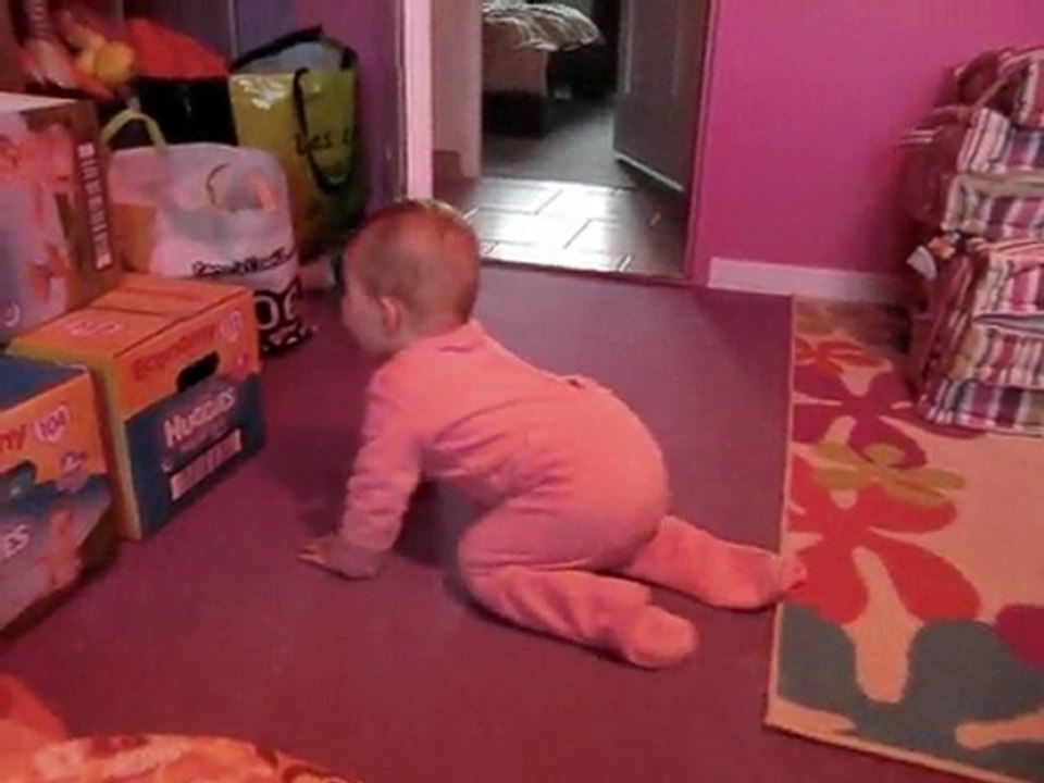 rapha qui fait du 4 pattes