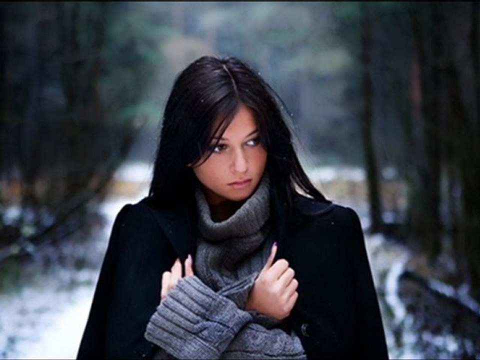 Triple A Feat. Ana Criado - WINTER STAYED (Armin Van Buuren's On The Beach Intro Miix)
