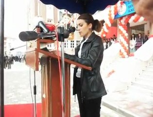 Kardelen Elif Şiiriyle Yürek Dağladı