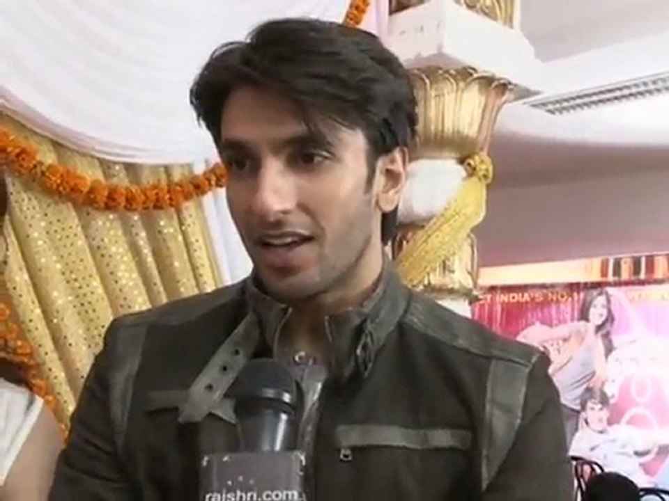 Ranveer Singh & Anushka Sharma Get Candid About Band Baaja Baarat - Bollywood News