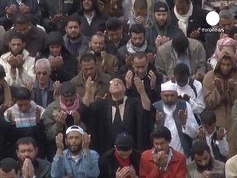 Bengasi rende omaggio alle vittime della rivolta libica