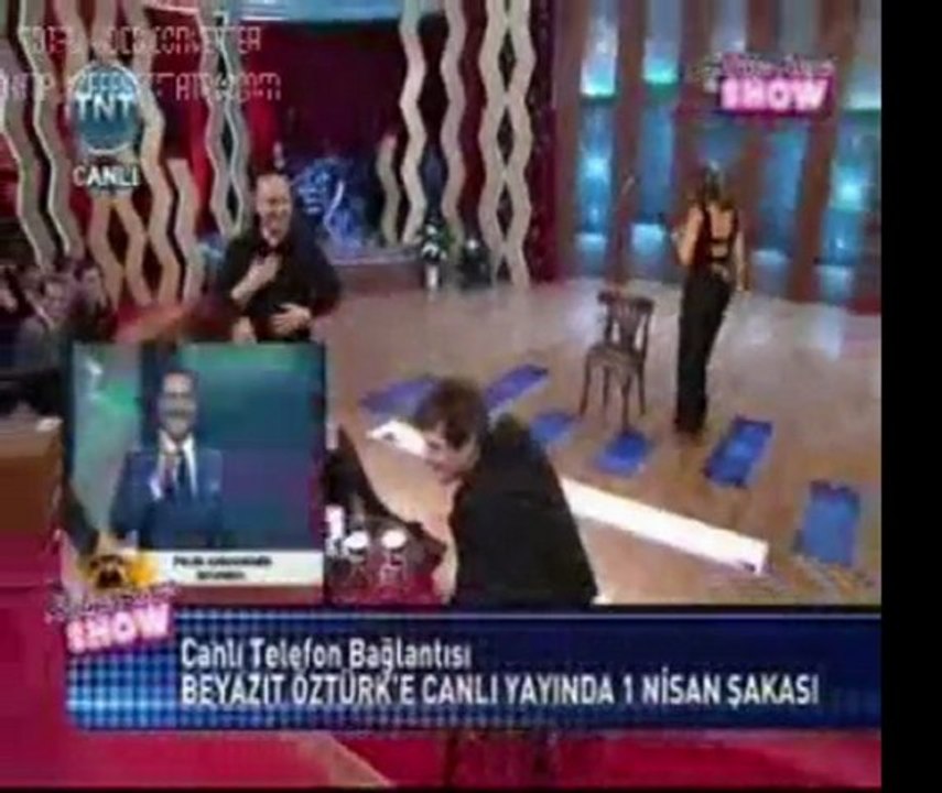 Hülya Avşar'dan 1 Nisan Şakası