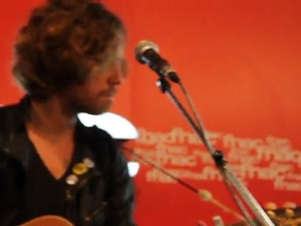 Julien Doré BB Baleine Showcase fnac lyon