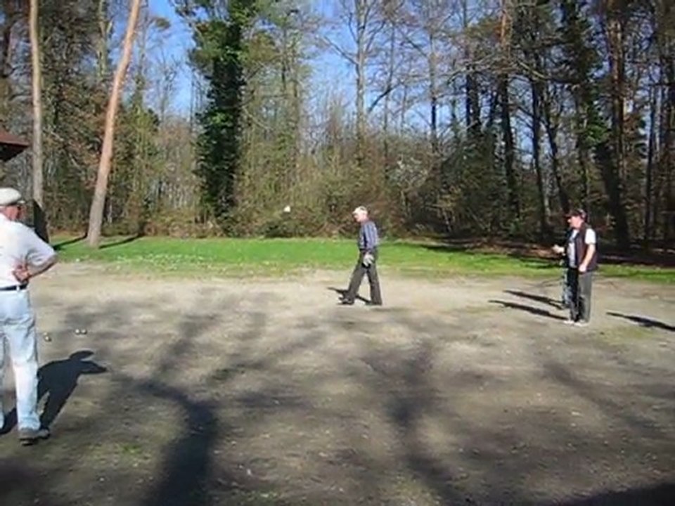 leonberg-petanque auf der engelbergwiese 02042011.2