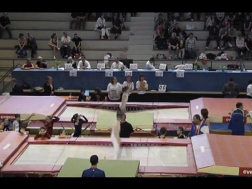 Marine + William - trampoline fameck - 1/2 finale france nord du 03 04 2011