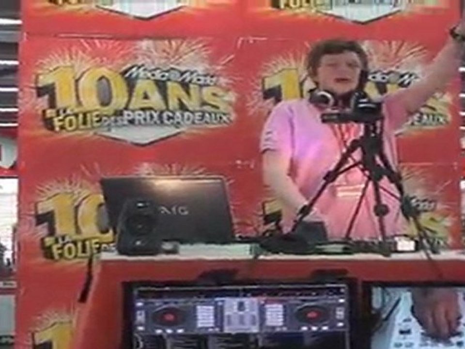 Démonstration console DJ Hercules Rmx chez Média Markt Liège