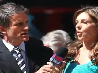 Liz Files for Divorce