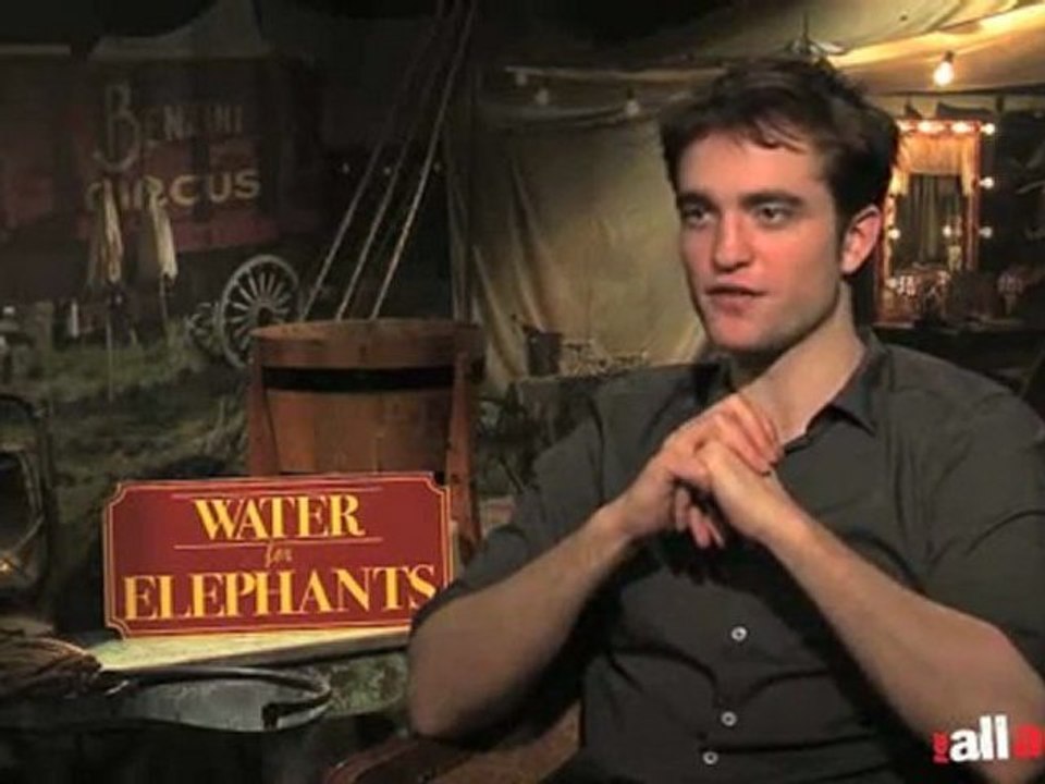 1545145632_883131988001_Pattinson-3