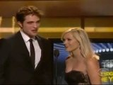 Robert Pattinson en los Academy of Country Music Awards