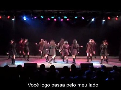 eu não consigo ser um poeta que fala sobre amor