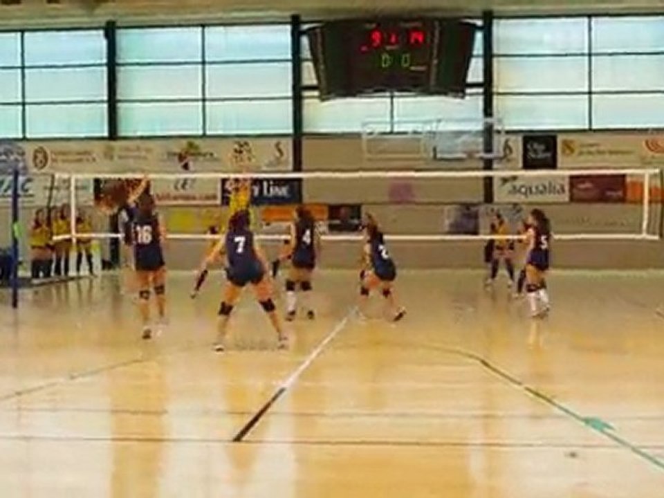 Última jugada final volei
