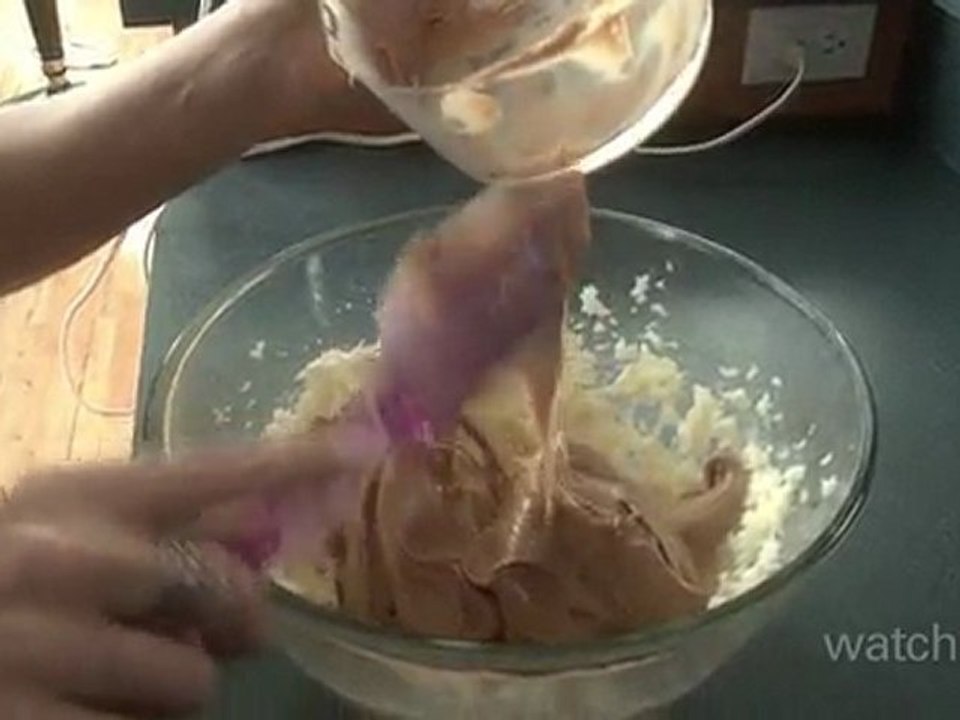 Easy Recipe for Peanut Butter and Jam Squares