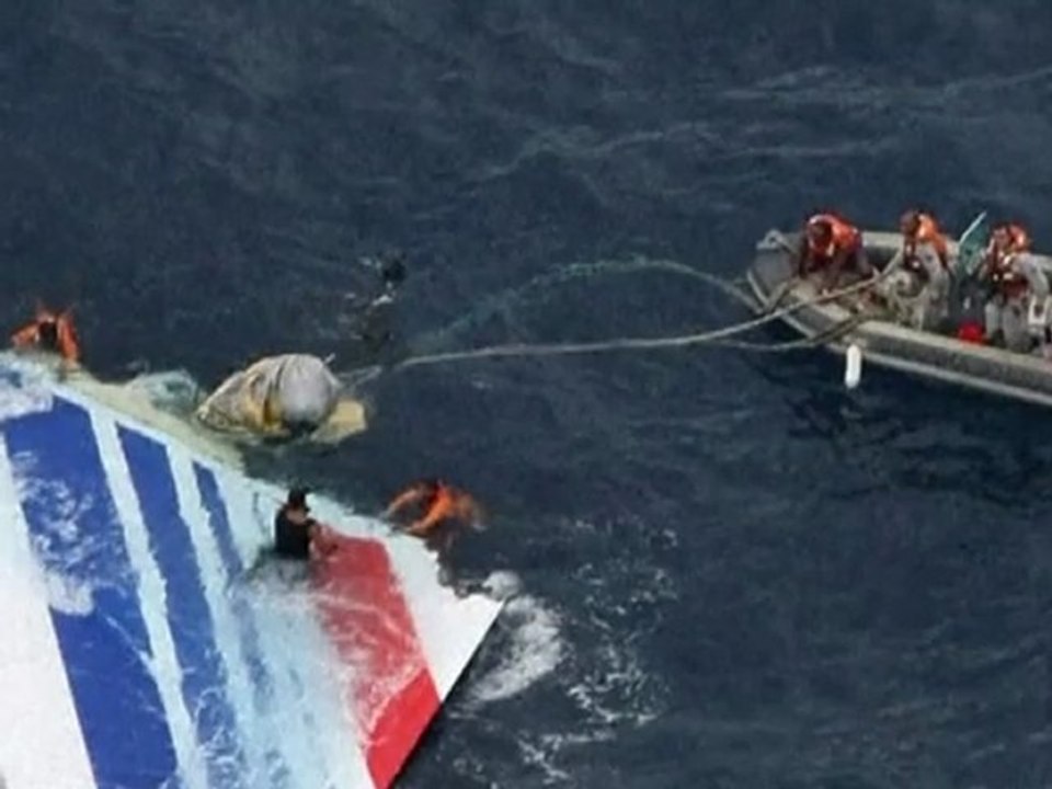 Wrackteile der abgestürzten air-france-maschine entdeckt