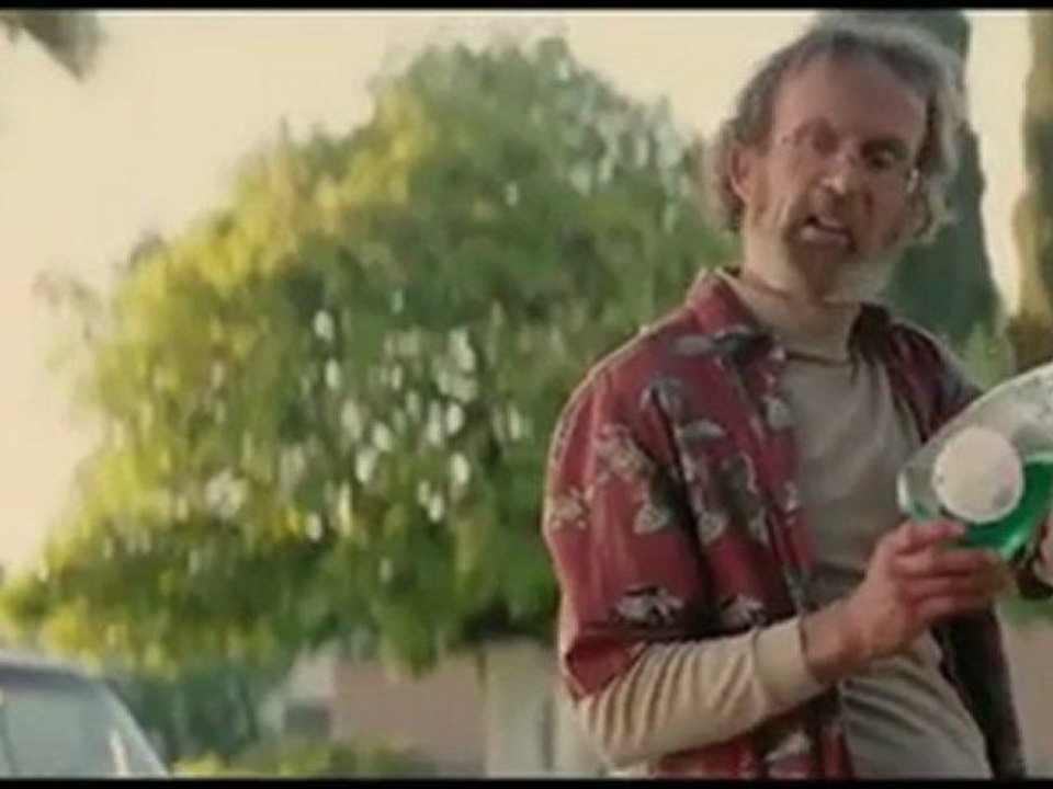 Everything Must Go - Trailer 1