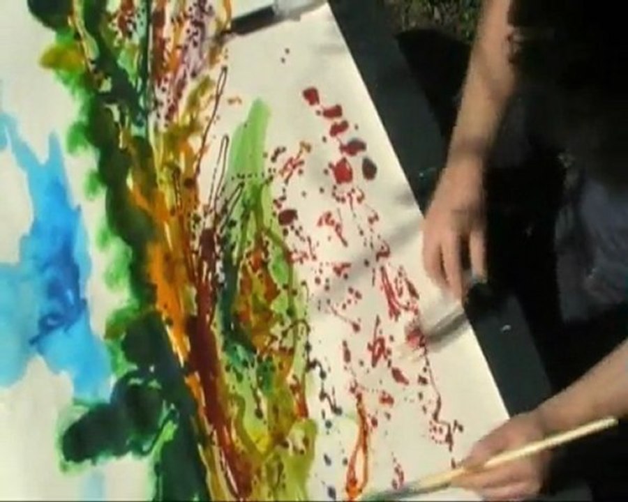 Peinture à l'encre avec seringues