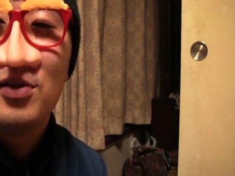 地震第二波はネットカフェだった。タクシーに乗って困った日記動画110402その1