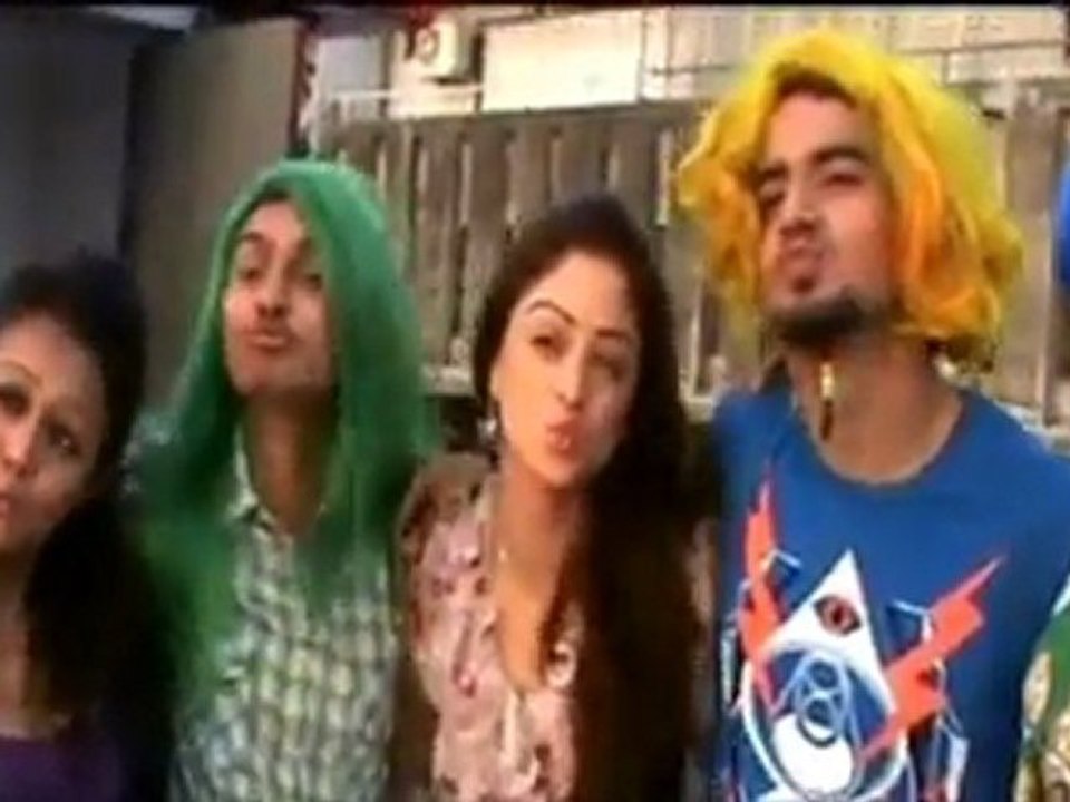 Full Song - Isi Umar Mein - Isi Life Mein - Akshay Oberoi & Sandeepa Dhar