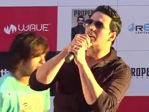 Akshay slashes his fees for KKK4