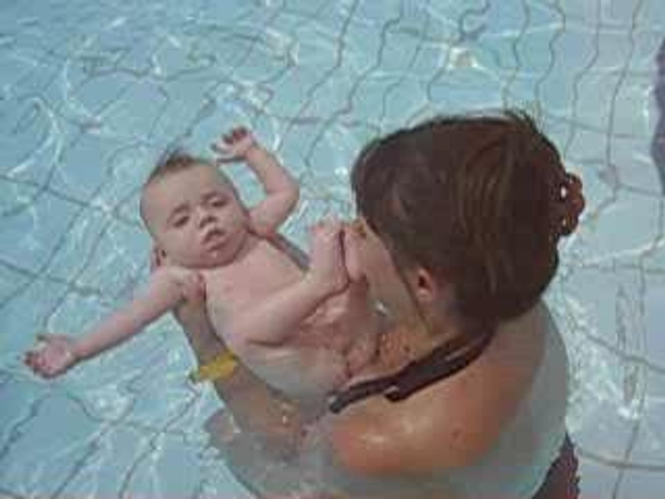 premiere piscine -4 mois