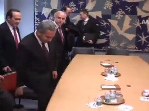 ARINÇ, BAN Kİ-MUN İLE GÖRÜŞTÜ