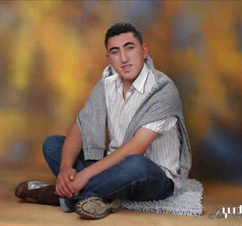 Mustafa Yücel - Esmem Diley