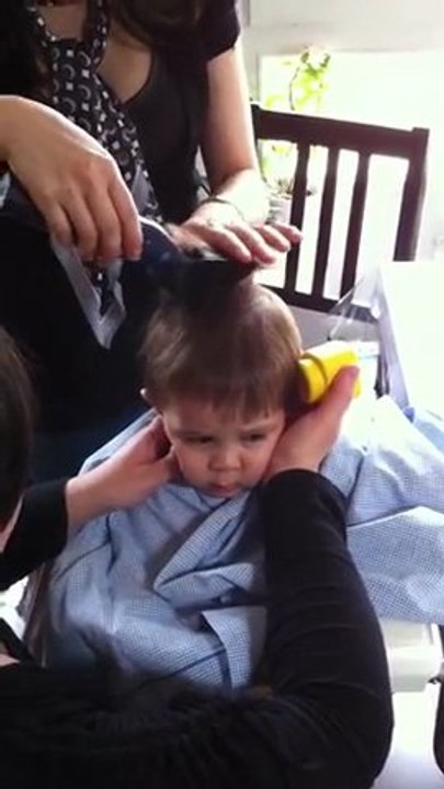 Coupe De Cheveu De Lucas