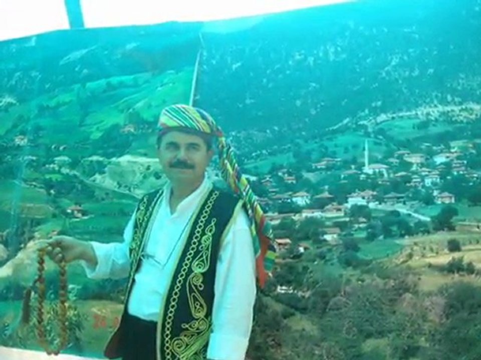 ALİ ELMAS - Tepside tepside fındıklar