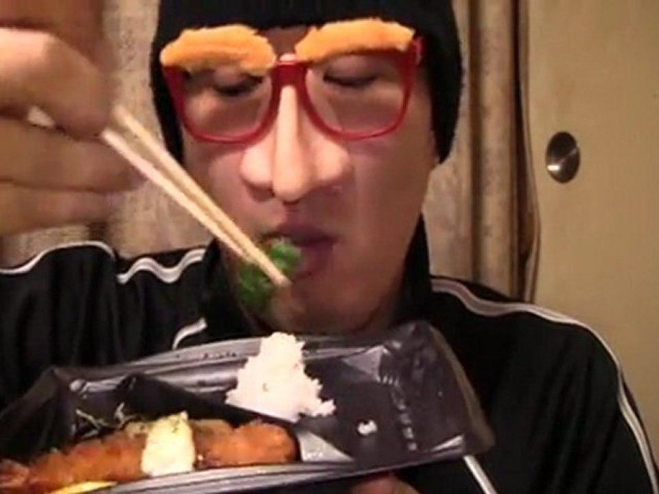 タルタルソースのチキン竜田揚げ弁当で飯動画110403その2