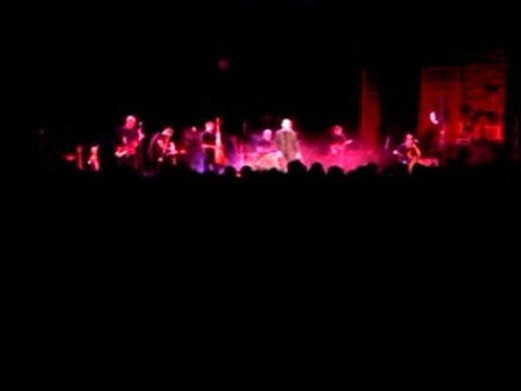 Emma - Têtes Raides - au Cirque d'Amiens - 5 avril 2011