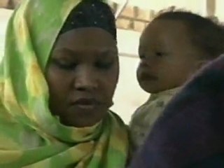 Angelina Jolie visits refugees