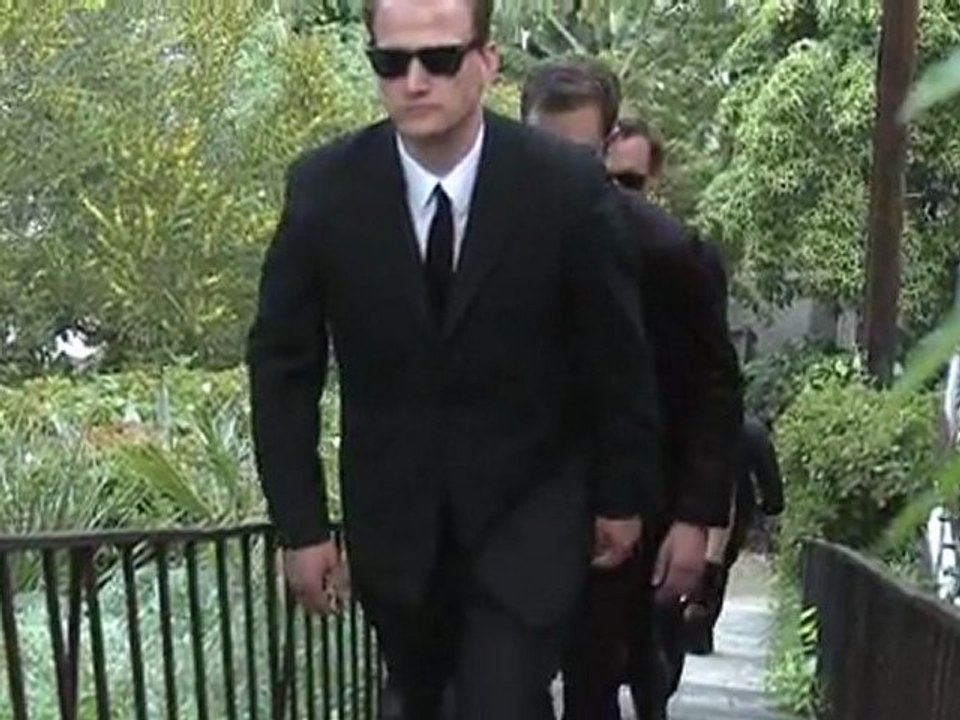 Ol'Optic : Publicité Lunettes de soleil Ray Ban : Never Hide - Reservoir Walking