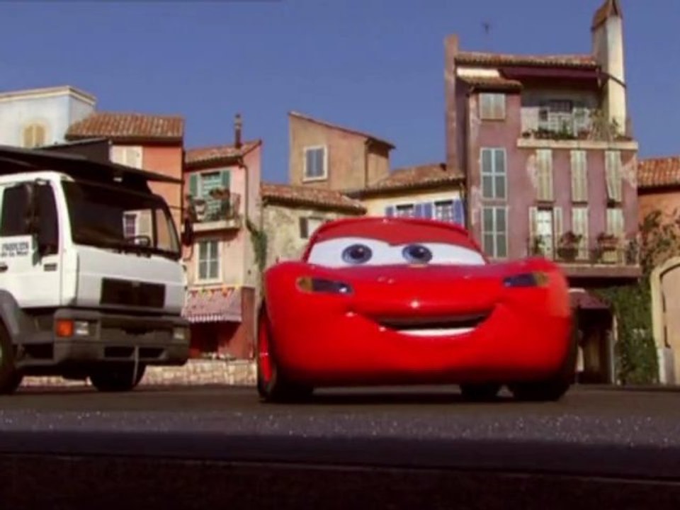 Flash McQueen dans Moteurs Action Stunt Show Spectacular!