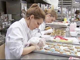 Very British biscuits for Royal Wedding